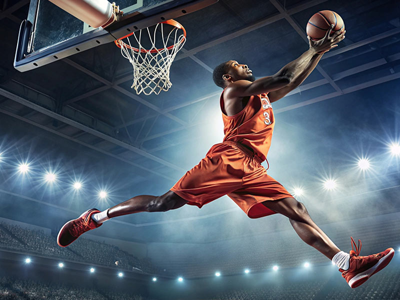 德国版的高圆圆？NBA场边一位美女球迷，身材太好了吧